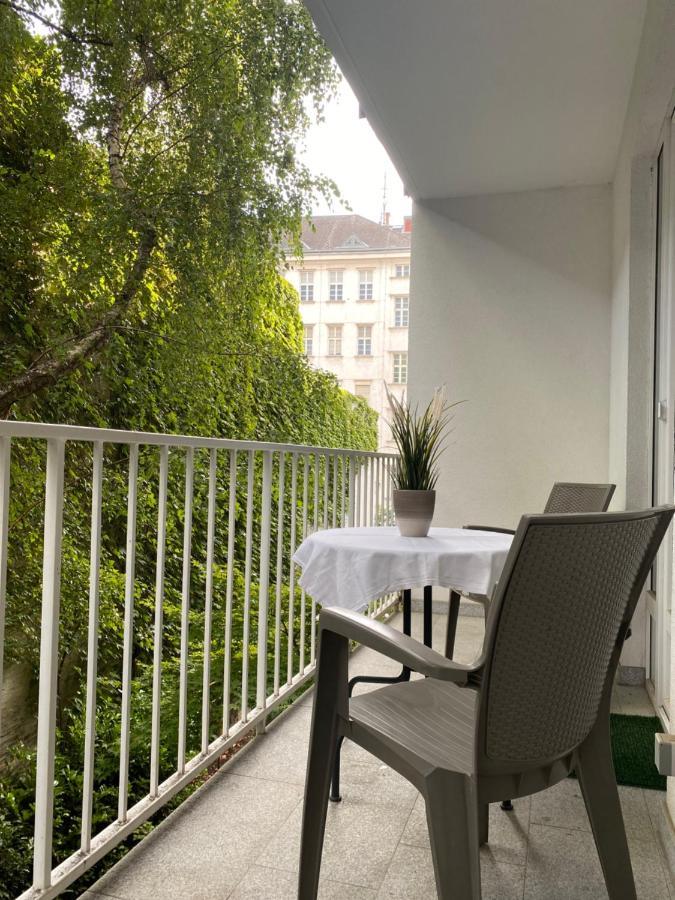Monterey Apartment Vienne Extérieur photo
